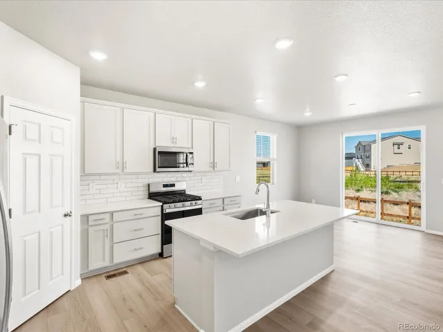 $588,990 | 8896 Salida Street, Commerce City, CO 80022