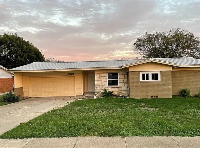 $217,987 | 3921 Bonnie Drive, Fort Worth, TX 76116