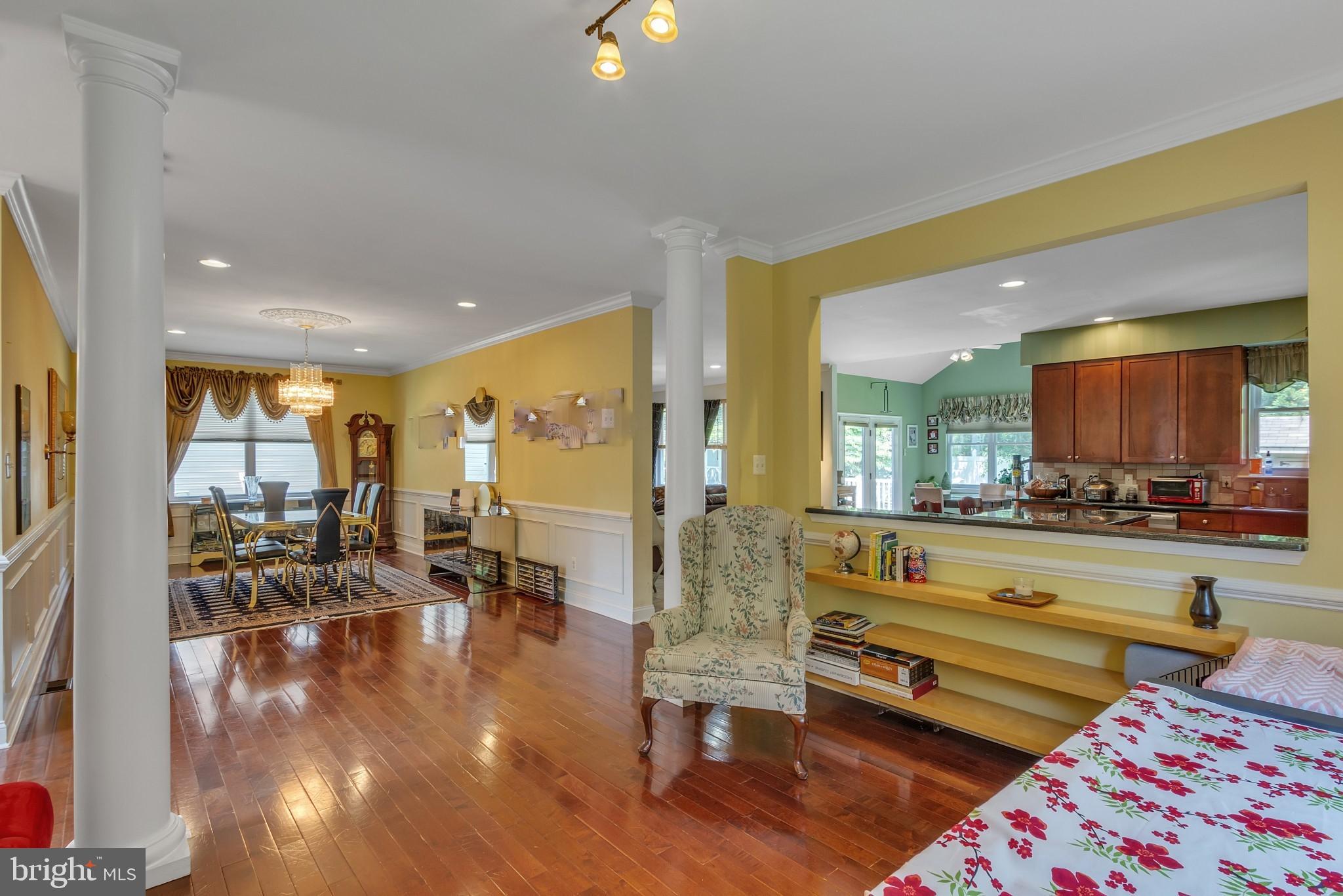 12 Preston Road Brookhaven, PA 19015 - Photo 8 of 44 Gallery Image 8