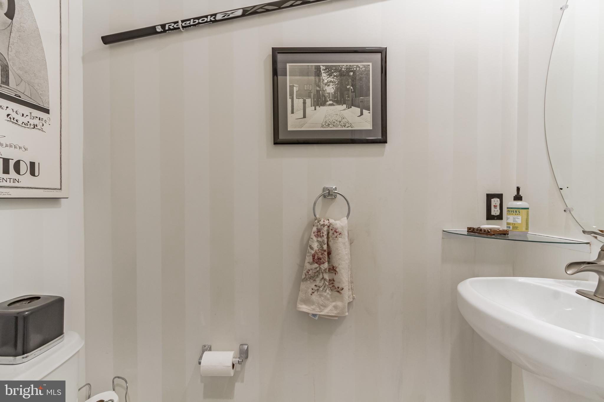 12 Preston Road Brookhaven, PA 19015 - Photo 10 of 44 Gallery Image 10