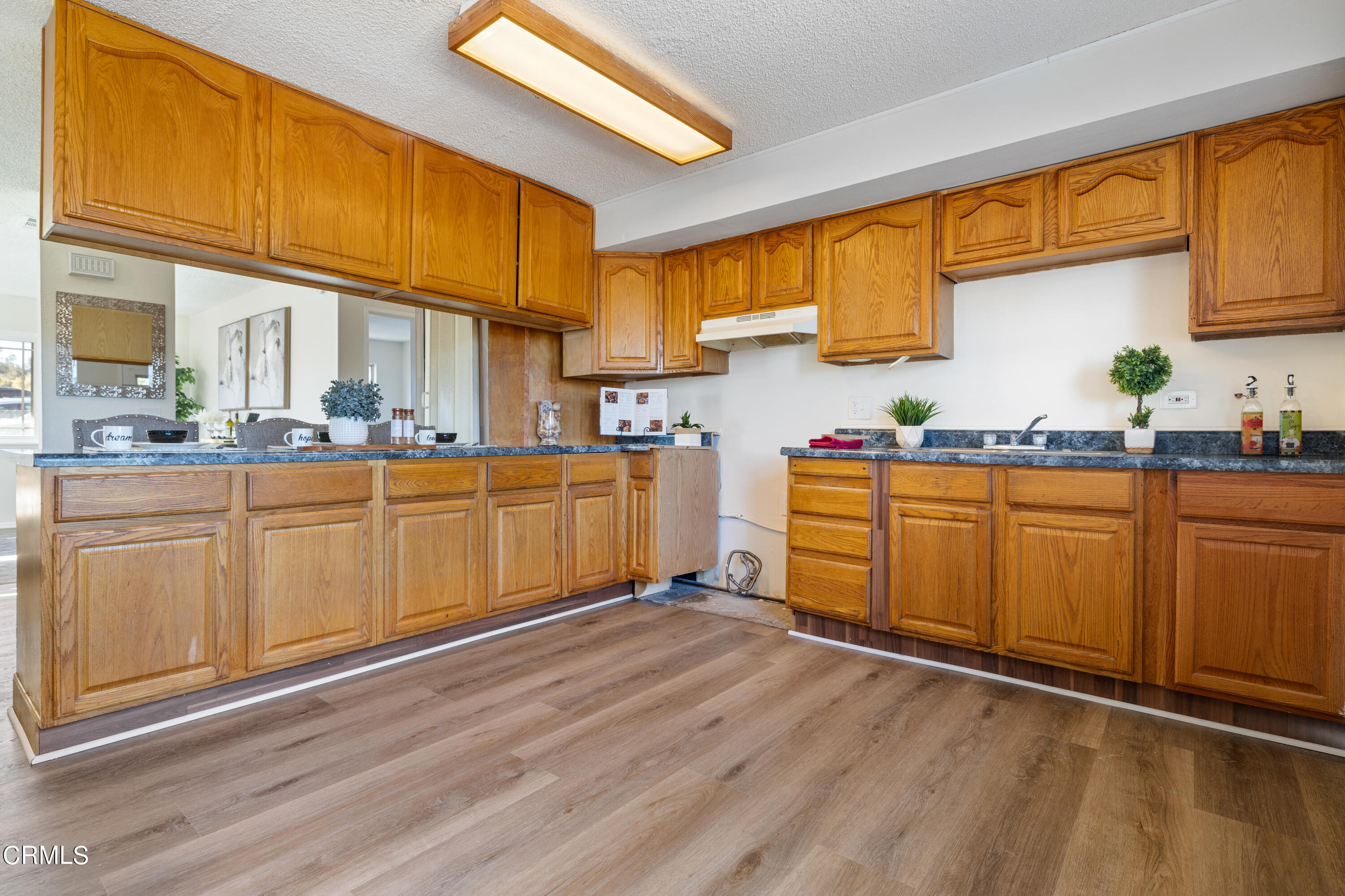 820 Geronimo Road Perris, CA 92570 - Photo 3 of 22 5I8A9945