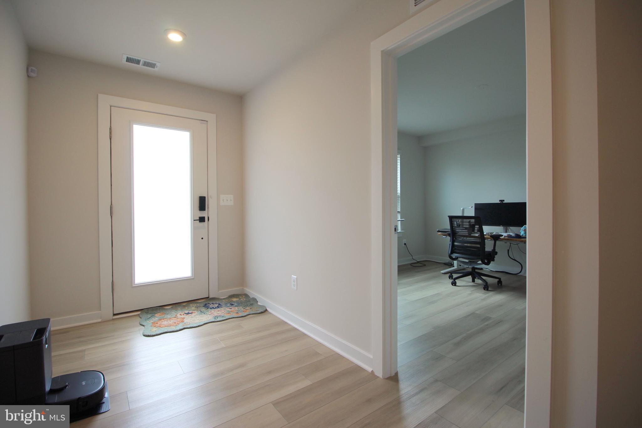 2107 Acadia Road Herndon, VA 20170 - Photo 19 of 30