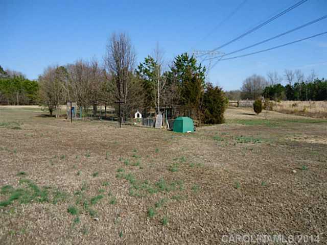 236 St Marks Church Road Cherryville, NC 28021 - Photo 4 of 16 Gallery Image 4