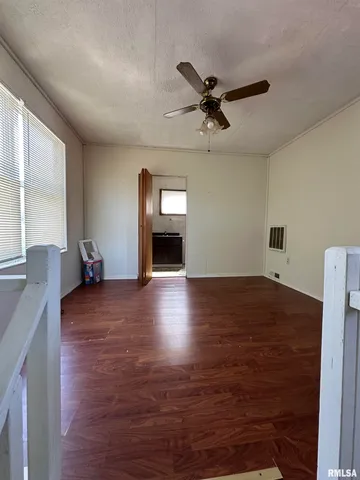 $80,000 | 1219 South Court Street, Marion, IL 62959