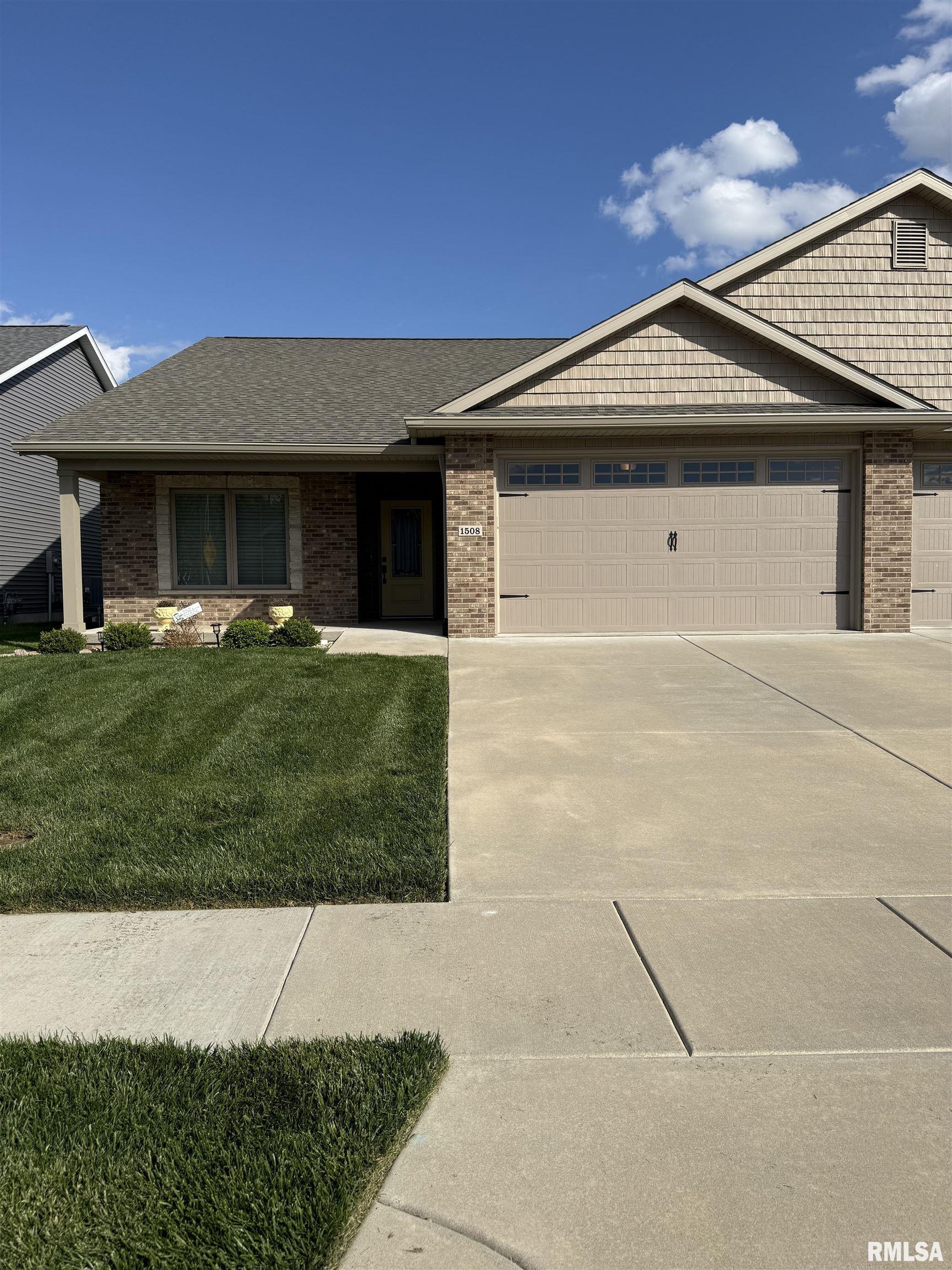 1508 Dearborn Drive Springfield, IL 62711 - Photo 1 of 33
