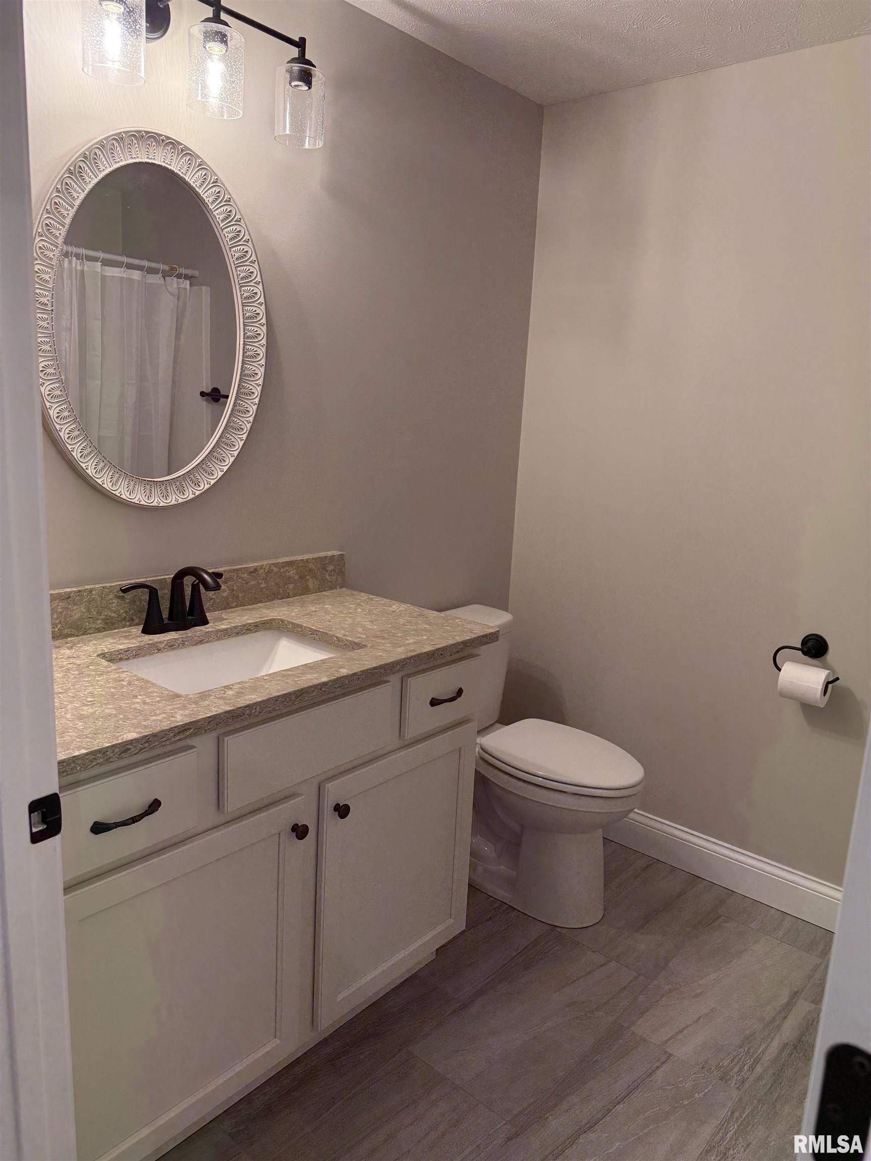 1508 Dearborn Drive Springfield, IL 62711 - Photo 12 of 33