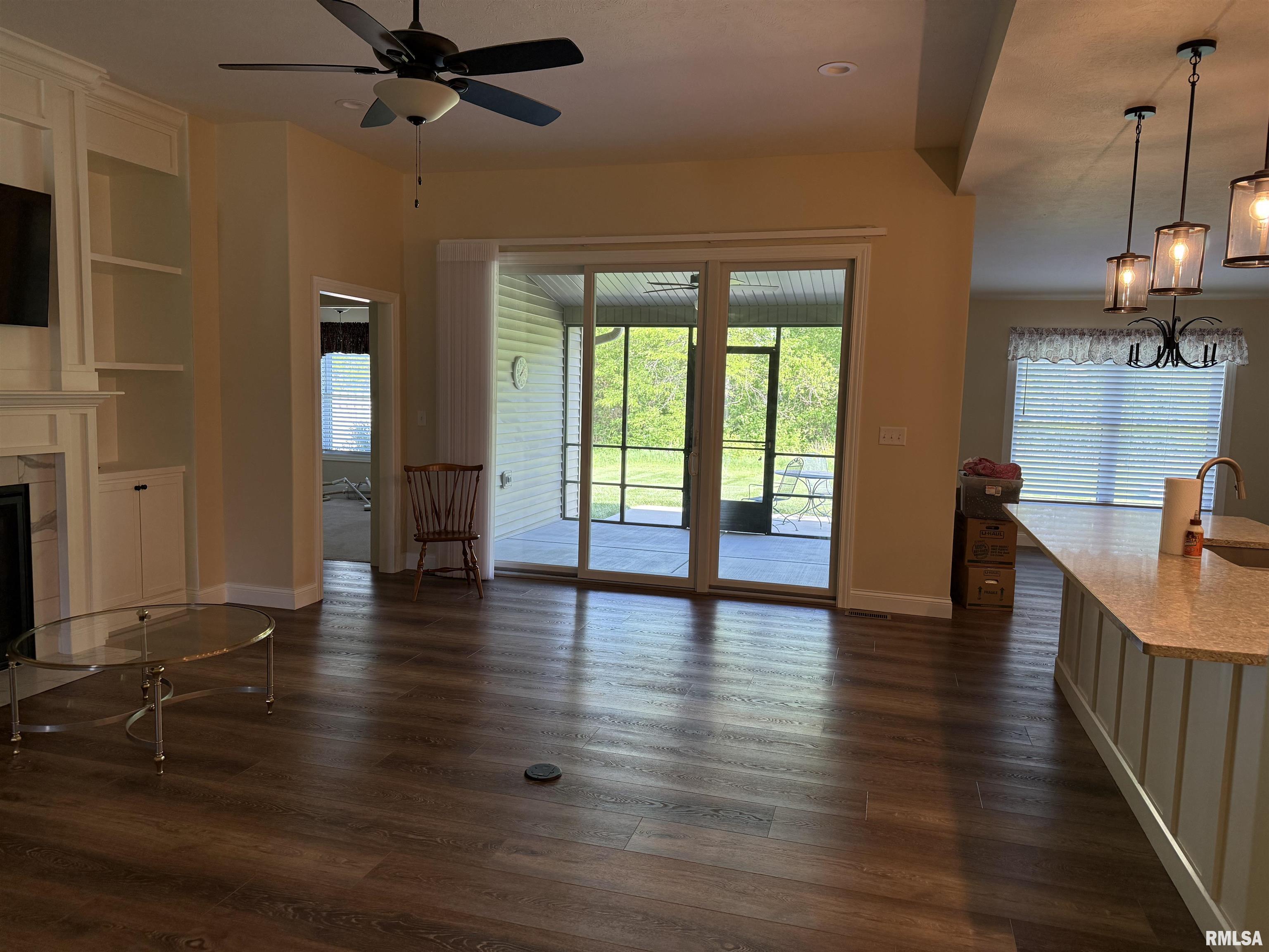 1508 Dearborn Drive Springfield, IL 62711 - Photo 4 of 33