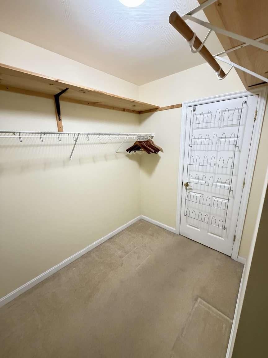 314 Mammoth Road Londonderry, NH 03053 - Photo 20 of 46 Gallery Image 20