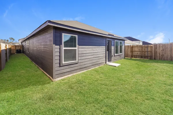 $1,750 | 18072 Trepito Avenue, New Caney, TX 77357