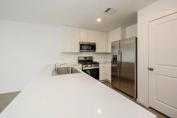 $1,695 | 18072 Trepito Avenue, New Caney, TX 77357