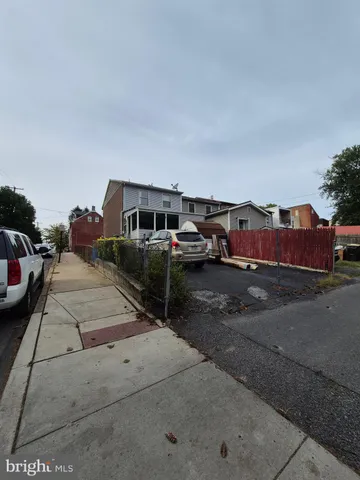 $265,900 | 555 Woodward Street, Lancaster, PA 17602