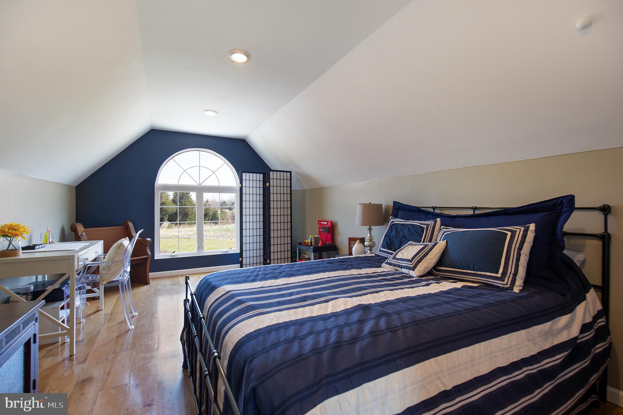 8130 Bourne Road Owings, MD 20736 - Photo 20 of 41 Upstairs Family Room/Loft Area