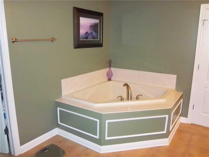 10361 Beaver Ridge Drive Fishers, IN 46037 - Photo 10 of 21 Gallery Image 10