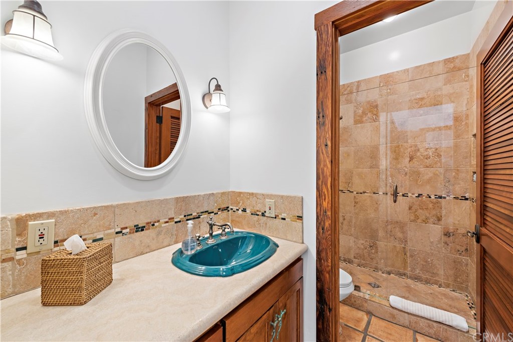 111 Emerald Bay Laguna Beach, CA 92651 - Photo 38 of 60