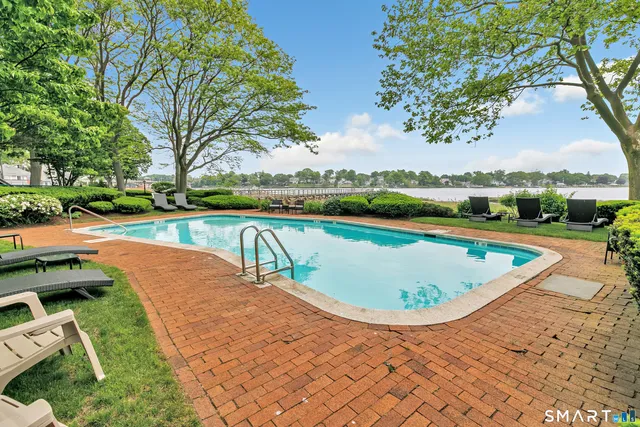 $2,400 | 40 Ferry Court, Unit 40, Stratford, CT 06615