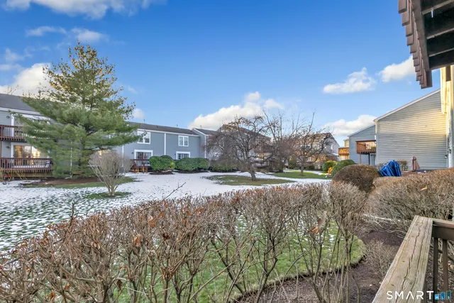 $2,400 | 40 Ferry Court, Unit 40, Stratford, CT 06615