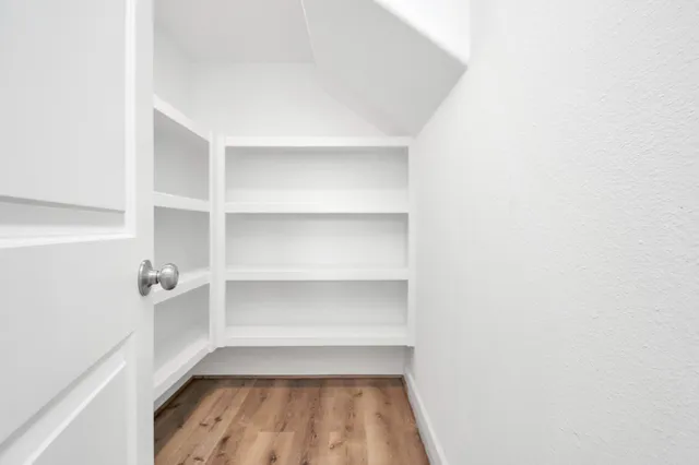 $2,450 | 2349 Hoskins Drive, Houston, TX 77080