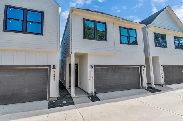 $2,450 | 2349 Hoskins Drive, Houston, TX 77080
