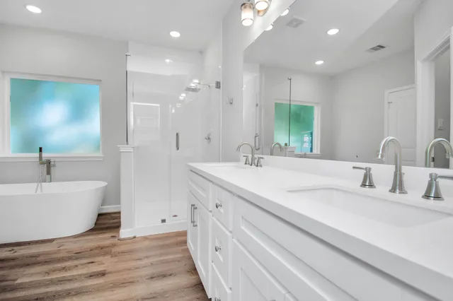 $2,450 | 2349 Hoskins Drive, Houston, TX 77080