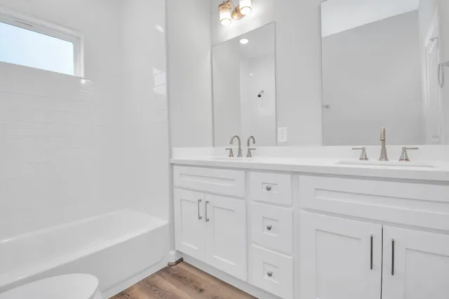 $2,450 | 2349 Hoskins Drive, Houston, TX 77080