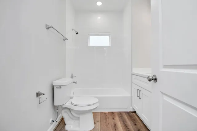 $2,450 | 2349 Hoskins Drive, Houston, TX 77080