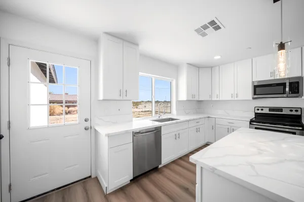 $370,000 | 2864 Vista Avenue, Thermal, CA 92274