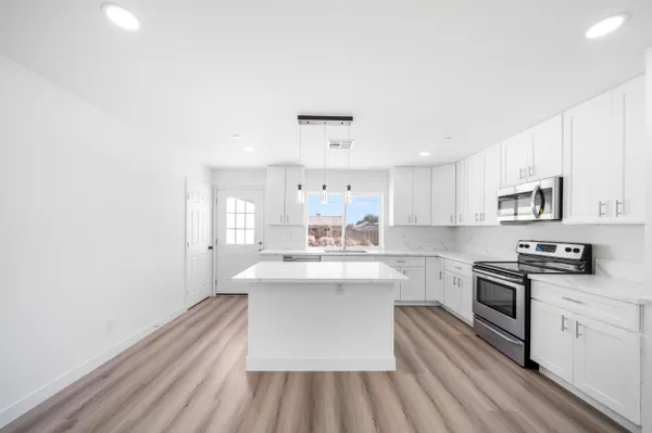 $370,000 | 2864 Vista Avenue, Thermal, CA 92274