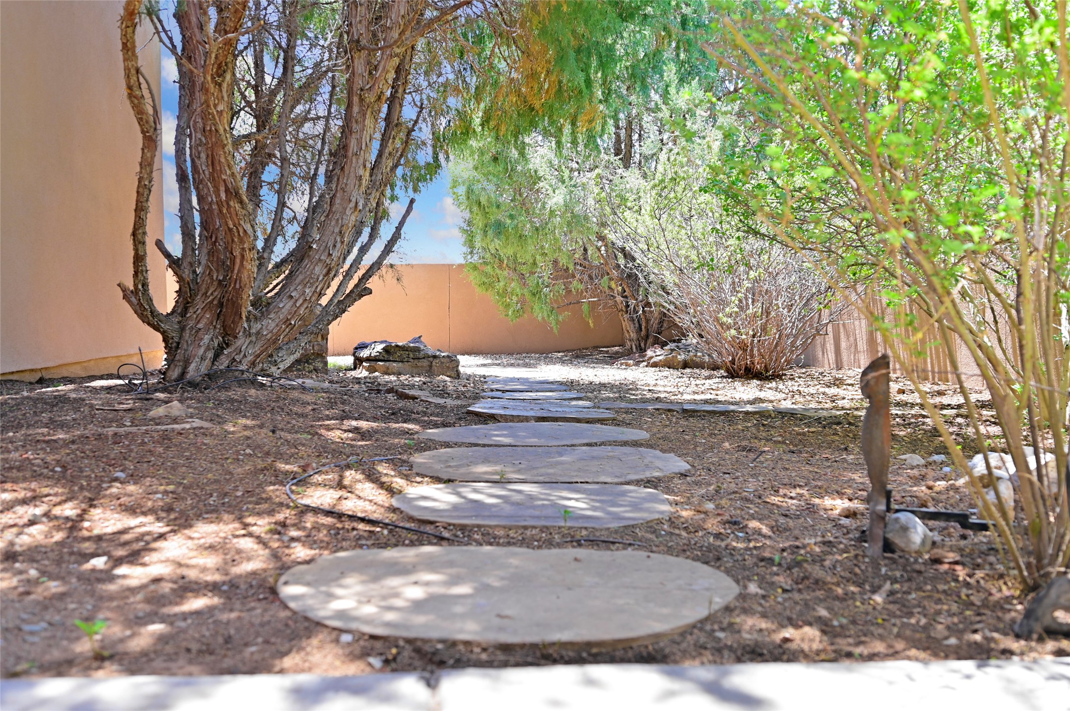 92 Canada Del Rancho Santa Fe, NM 87508 - Photo 44 of 52
