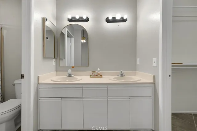 $2,850 | 331 East Phillips Boulevard, Pomona, CA 91766