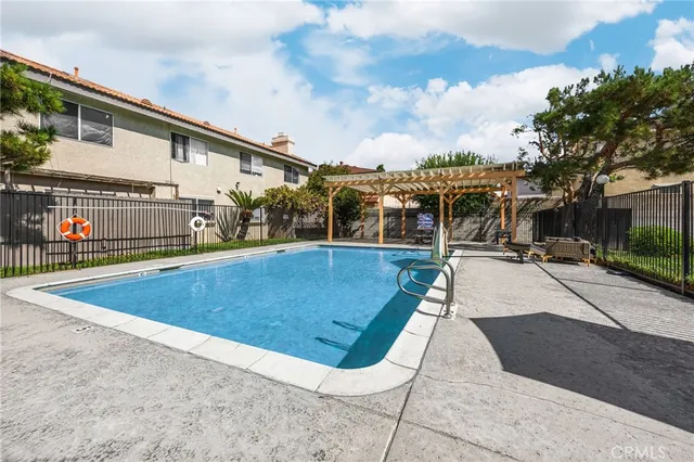 $2,850 | 331 East Phillips Boulevard, Pomona, CA 91766