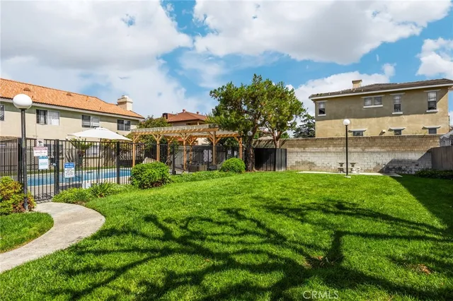 $2,850 | 331 East Phillips Boulevard, Pomona, CA 91766