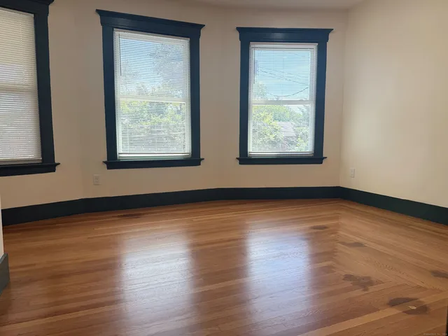 $2,595 | 130 Hubinger Street, Unit 2, New Haven, CT 06511