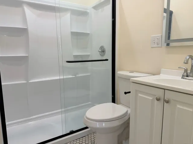 $2,595 | 130 Hubinger Street, Unit 2, New Haven, CT 06511