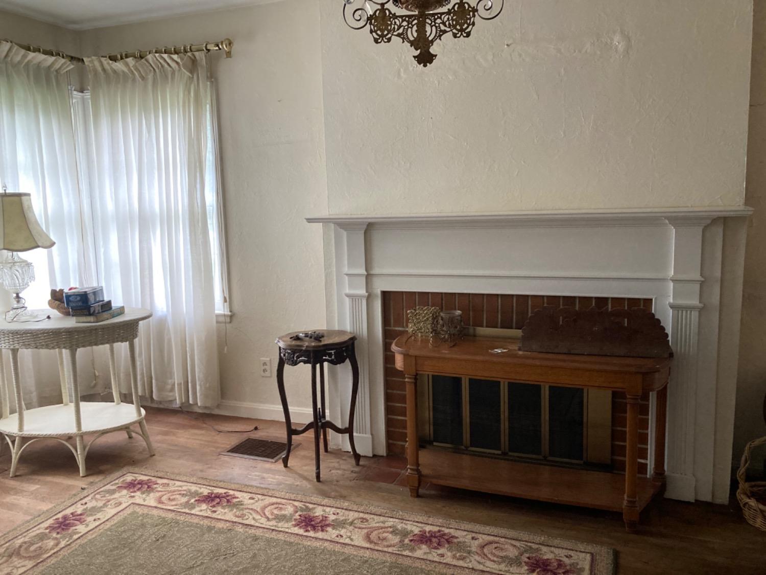 527 5th Street Rising Sun, IN 47040 - Photo 2 of 9