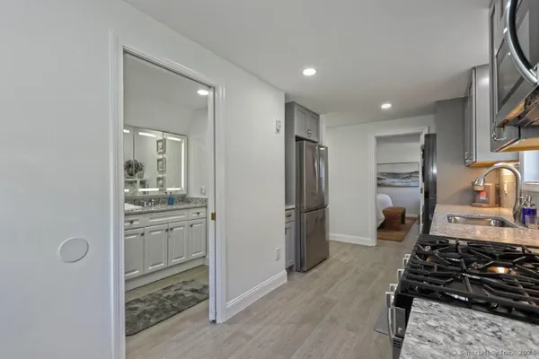 $2,500 | 108 Pointina Road, Westbrook, CT 06498