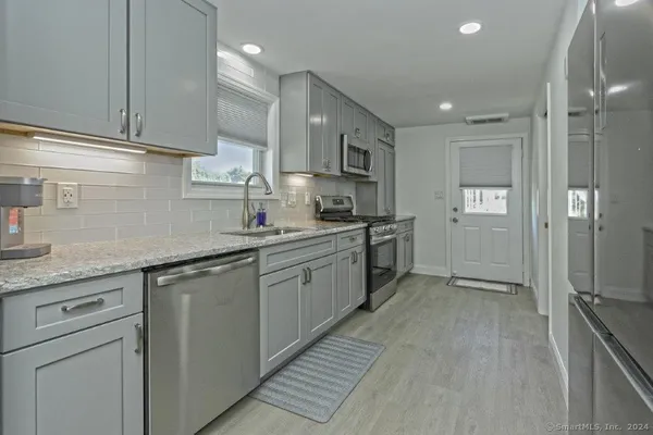$2,500 | 108 Pointina Road, Westbrook, CT 06498