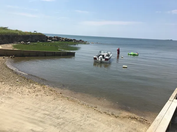 $2,500 | 108 Pointina Road, Westbrook, CT 06498