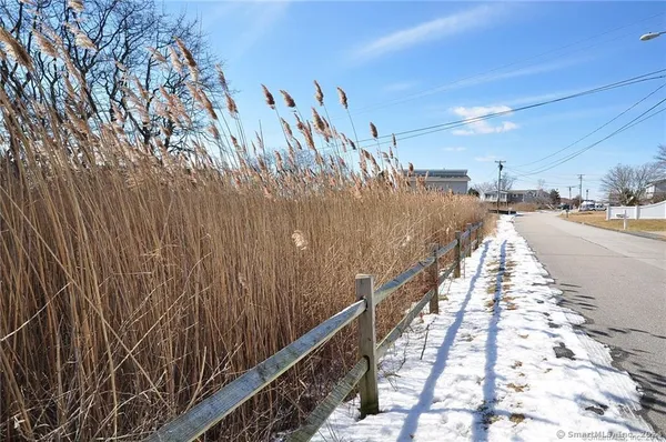 $2,500 | 108 Pointina Road, Westbrook, CT 06498