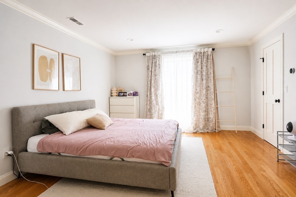 21 Crescent Road, Unit 21 Needham, MA 02494 - Photo 9 of 15