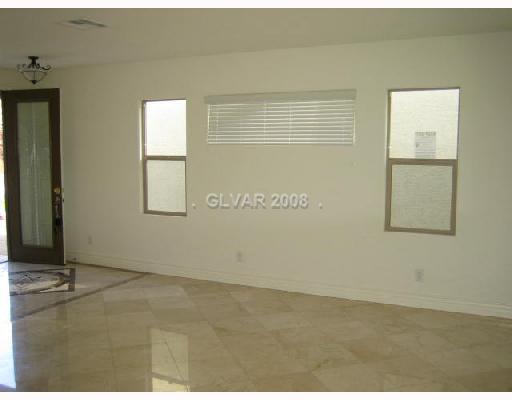 87 Tall Ruff Drive Las Vegas, NV 89148 - Photo 4 of 10 Living Room.