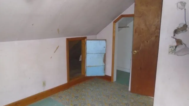 $100,000 | 72 Yeaton Street, Waterville, ME 04901