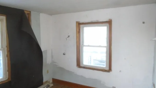 $100,000 | 72 Yeaton Street, Waterville, ME 04901