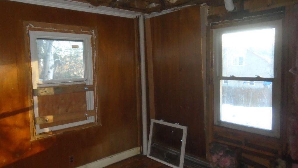 72 Yeaton Street Waterville, ME 04901 - Photo 6 of 18 6 bedroom on 1st floor