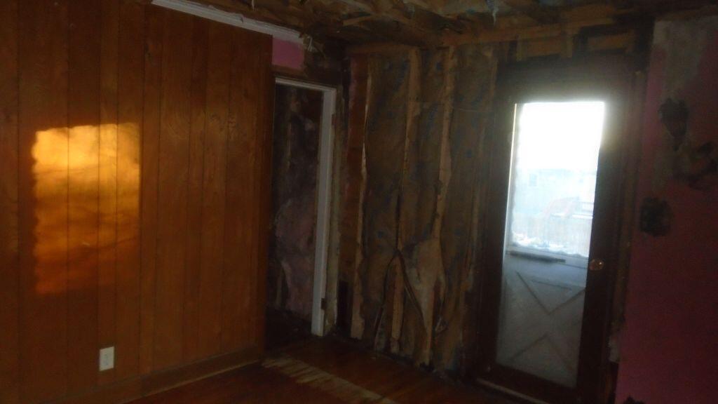 72 Yeaton Street Waterville, ME 04901 - Photo 7 of 18 7 dining