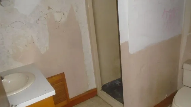 $100,000 | 72 Yeaton Street, Waterville, ME 04901