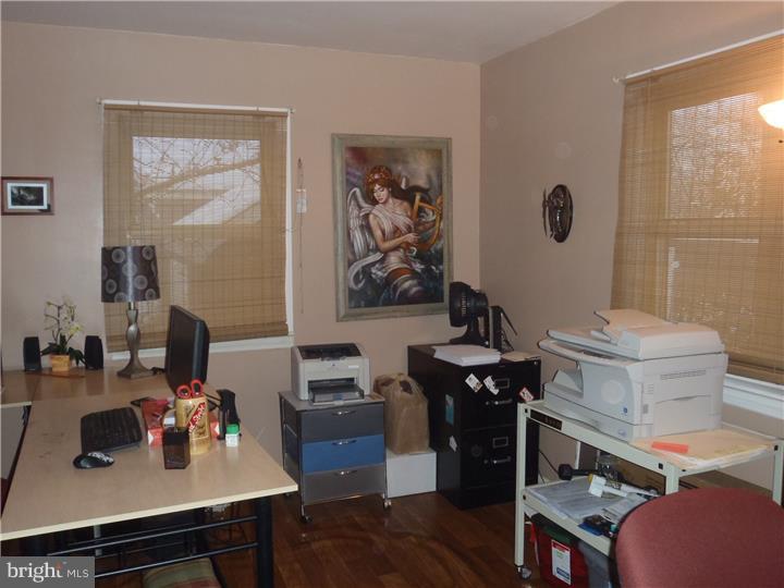890 Ritz Avenue Hamilton, NJ 08610 - Photo 11 of 18 Bedroom 3