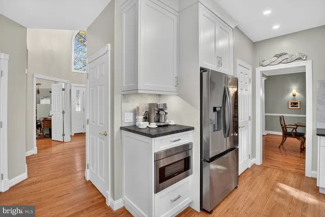 $1,400,000 | 115 Fox Trail Terrace, North Potomac, MD 20878