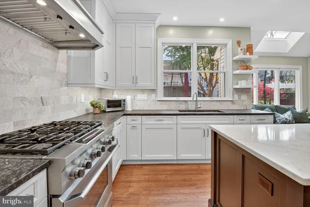 $1,400,000 | 115 Fox Trail Terrace, North Potomac, MD 20878