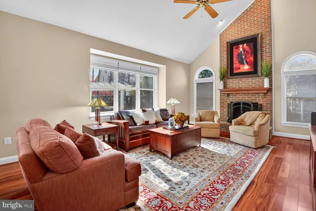 $1,400,000 | 115 Fox Trail Terrace, North Potomac, MD 20878