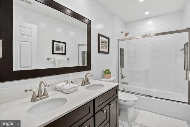 $1,400,000 | 115 Fox Trail Terrace, North Potomac, MD 20878